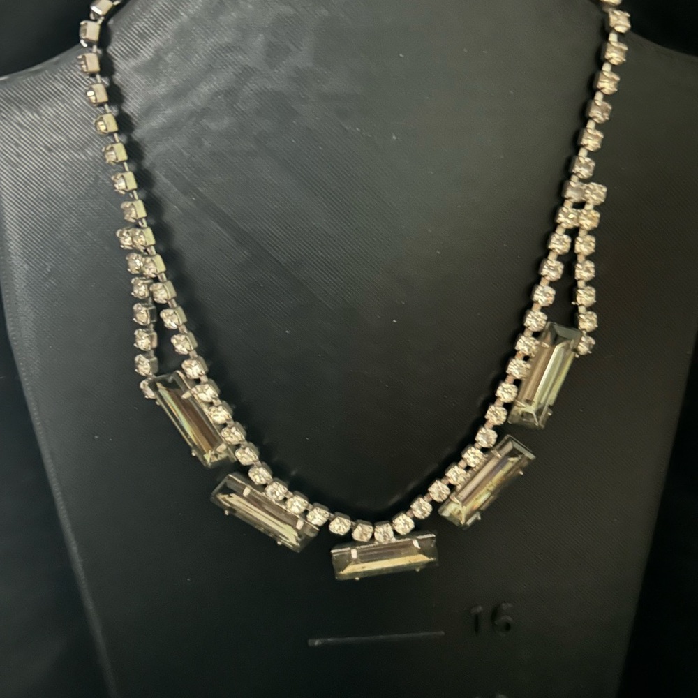 Elegant Silver Necklace